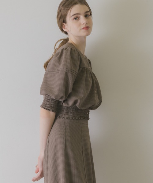 idem(イデム)の「sheer check volume blouse/シアーチェックブラウス(シャツ/ブラウス・レディース・ベージュ/ブラウン/ブルー・FREE)」の7枚目の写真