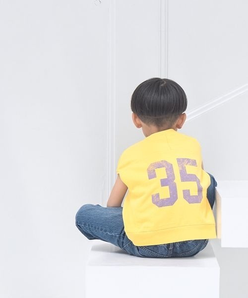 LOWRYS FARM（ローリーズファーム）の「ナンバリングフレンチスリーブ　197613（Tシャツ/カットソー・キッズ・パープル/イエロー/チャコールグレー/オフホワイト・110cm/120cm/130cm/140cm/150cm）」の4枚目の写真