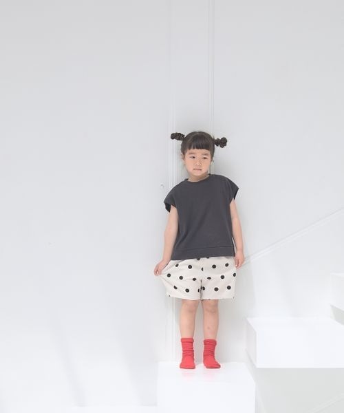 LOWRYS FARM（ローリーズファーム）の「ナンバリングフレンチスリーブ　197613（Tシャツ/カットソー・キッズ・パープル/イエロー/チャコールグレー/オフホワイト・110cm/120cm/130cm/140cm/150cm）」の12枚目の写真