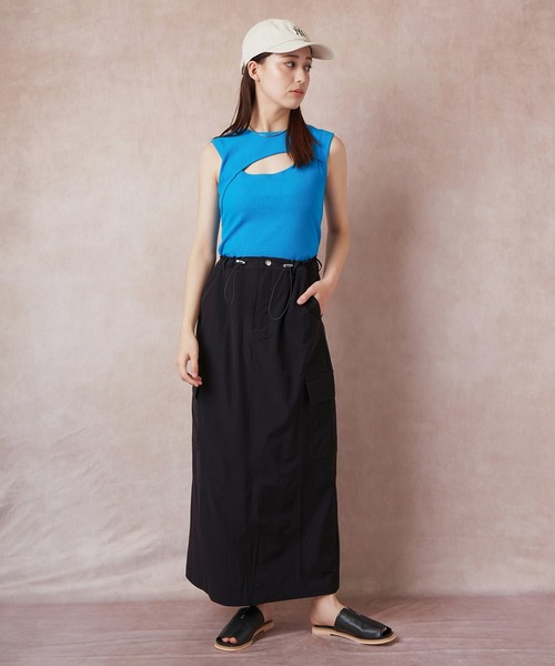 Lull（ルル）の「【Lull / ルル】撥水・速乾 / ナイロンカーゴスカート（スカート・レディース・ブラック/ライトカーキ・ONESIZE）」の6枚目の写真