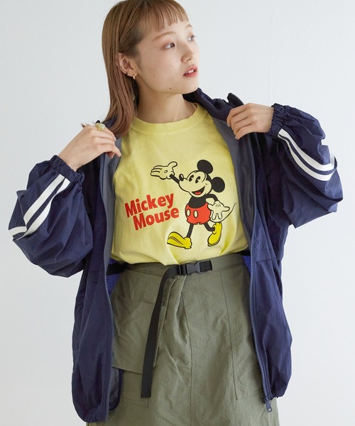 w closet（ダブルクローゼット）の「袖ラインナイロンジャケット