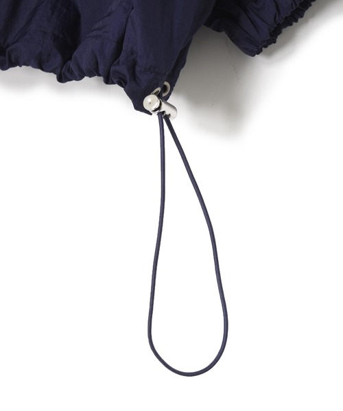 w closet（ダブルクローゼット）の「袖ラインナイロンジャケット（ブルゾン・レディース・ネイビー/サックスブルー/オフホワイト/エンジ/ブラック/カーキ・FREE）」の21枚目の写真