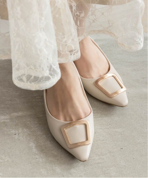 RANDA（ランダ）の「ゴールドパーツパンプス（パンプス・レディース・アイボリー/ブラック/グレイッシュベージュ/グレー/ベージュ・22.5/23/23.5/24/24.5/25/25.5/22）」の11枚目の写真