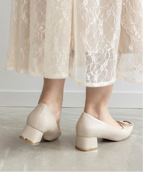 RANDA（ランダ）の「ゴールドパーツパンプス（パンプス・レディース・アイボリー/ブラック/グレイッシュベージュ/グレー/ベージュ・22.5/23/23.5/24/24.5/25/25.5/22）」の13枚目の写真