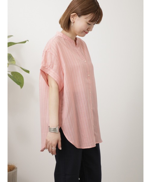 Lugnoncure（ルノンキュール）の「ポリ麻ギャザーブラウス（シャツ/ブラウス・レディース・チャコールグレー/オフホワイト/ピンク/ネイビー・F）」の4枚目の写真