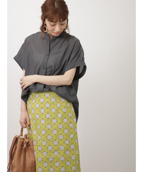 Lugnoncure（ルノンキュール）の「ポリ麻ギャザーブラウス（シャツ/ブラウス・レディース・チャコールグレー/オフホワイト/ピンク/ネイビー・F）」の9枚目の写真