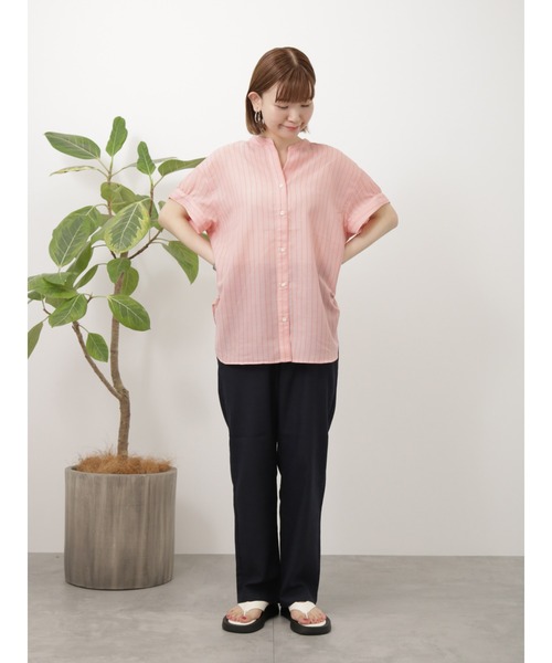 Lugnoncure（ルノンキュール）の「ポリ麻ギャザーブラウス（シャツ/ブラウス・レディース・チャコールグレー/オフホワイト/ピンク/ネイビー・F）」の20枚目の写真