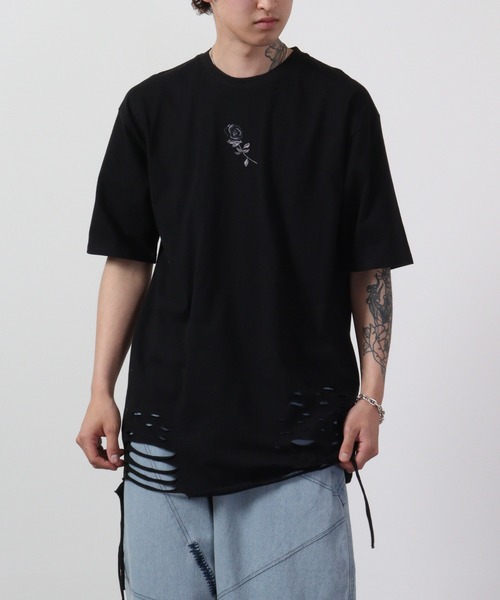 REGIEVO(レジエボ)の「REGIEVO ローズ刺繍古着風ビンテージTシャツ 半袖(Tシャツ/カットソー・メンズ・ブラック/オフホワイト・M/L)」の2枚目の写真