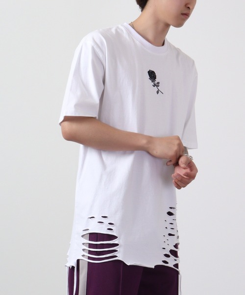 REGIEVO(レジエボ)の「REGIEVO ローズ刺繍古着風ビンテージTシャツ 半袖(Tシャツ/カットソー・メンズ・ブラック/オフホワイト・M/L)」の5枚目の写真
