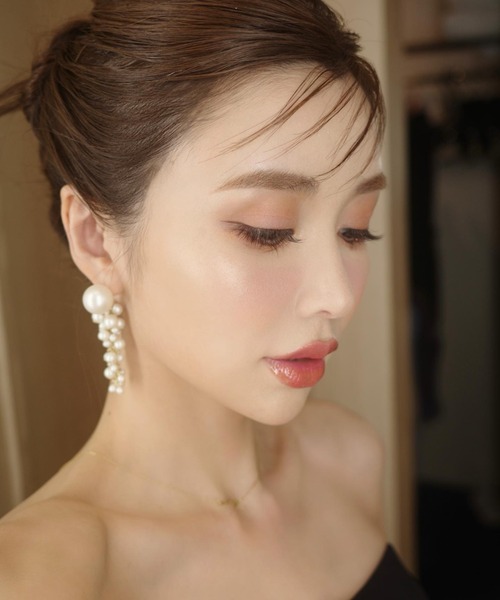 EIMY ISTOIRE（エイミーイストワール）の「ランダムパールスウィングピアス（ピアス（両耳用）・レディース・ホワイト/ピンク・FREE）」の3枚目の写真