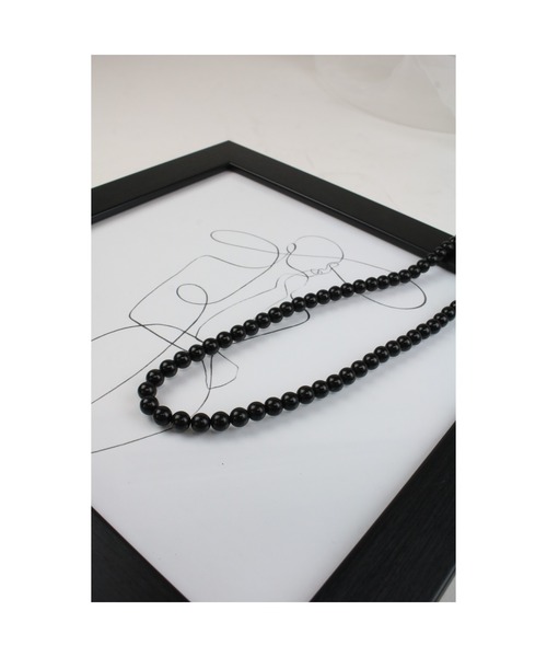 sea,ds mara(シーズマーラ)の「【Sea’ds mara】Ball resin glasses chain necklace(ネックレス・レディース・ブラック・FREE)」の3枚目の写真
