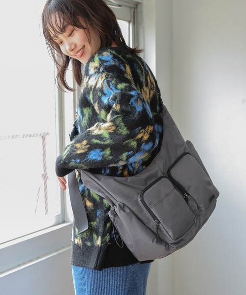 niko and...（ニコアンド）の「オリジナルダブルポケットショルダーバッグ（ショルダーバッグ・レディース・カーキ/ブラック/グレー・0）」の2枚目の写真