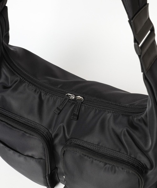 niko and...（ニコアンド）の「オリジナルダブルポケットショルダーバッグ（ショルダーバッグ・レディース・カーキ/ブラック/グレー・0）」の9枚目の写真