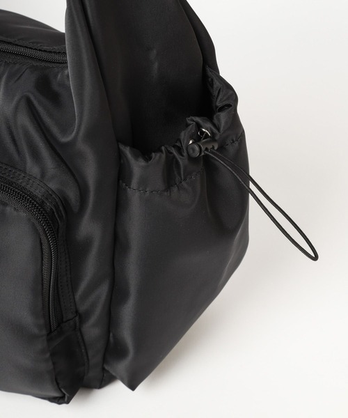 niko and...（ニコアンド）の「オリジナルダブルポケットショルダーバッグ（ショルダーバッグ・レディース・カーキ/ブラック/グレー・0）」の13枚目の写真