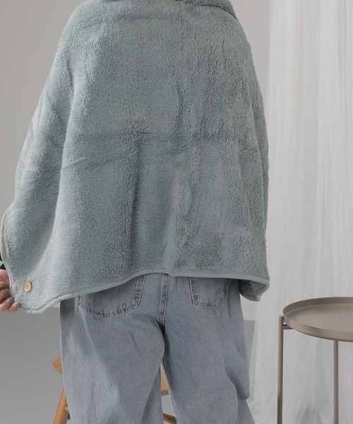 emesuelee（エメスーリー）の「4wayふわふわモフモフブランケットS（ブランケット・レディース・モスグリーン/アイボリー/モカ/ライトグレー/ブルー・フリー）」の7枚目の写真