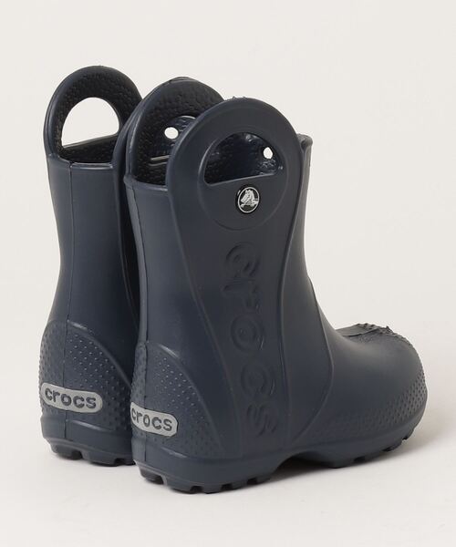crocs（クロックス）の「crocs KIDS’ HANDLE IT RAIN BOOT クロックス ハンドル イット レイン ブーツ キッズ（レインシューズ・キッズ・イエロー/ネイビー/ピンク/ブルー系その他・20cm/15cm/15.5cm/18.5cm/19cm/18cm/17.5cm/19.5cm/21cm/14cm/16.5cm）」の5枚目の写真
