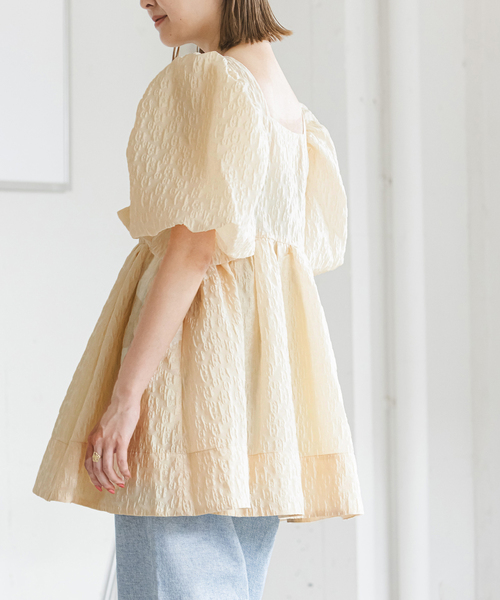 U by SPICK&SPAN（ユーバイスピックアンドスパン）の「フラワー