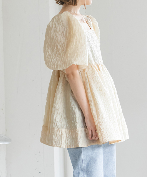U by SPICK&SPAN（ユーバイスピックアンドスパン）の「フラワー