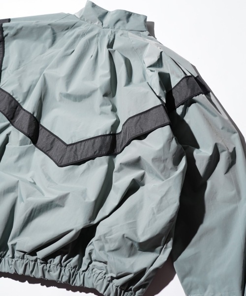 MILITARY（ミリタリー）の「U.S MILITARY / ユーエスミリタリー ARMY PRINTED TRAINING JACKET アーミープリントトレーニングジャケット（ミリタリージャケット・メンズ・グレー・XX-LARGE）」の3枚目の写真