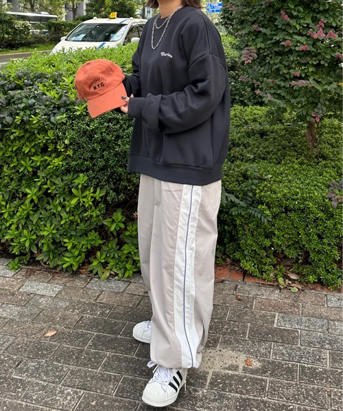 kutir（クティール）の「裏起毛ぷくぷくハートスウェットプルオーバー（スウェット・レディース・オートミール/チャコールグレー/オフホワイト・FREE）」の19枚目の写真