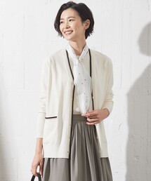 洗えるRAYON STRETCH PLAIN クルーネック ニット」に該当する