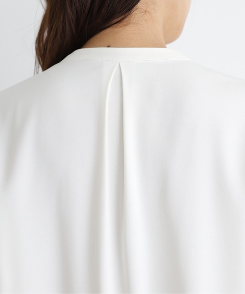 NATURAL BEAUTY BASIC（ナチュラルビューティーベーシック）の「◇フロントタックブラウス（シャツ/ブラウス・レディース・オフホワイト/ラベンダー/グレイッシュベージュ/ライトグリーン・MEDIUM/SMALL）」の13枚目の写真