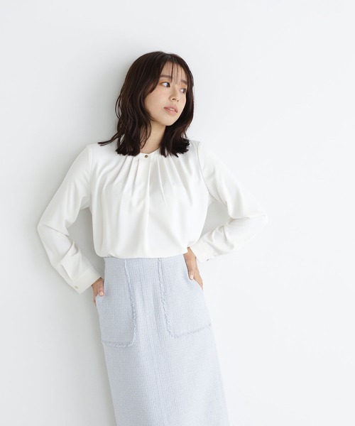 NATURAL BEAUTY BASIC（ナチュラルビューティーベーシック）の「◇フロントタックブラウス（シャツ/ブラウス・レディース・オフホワイト/ラベンダー/グレイッシュベージュ/ライトグリーン・MEDIUM/SMALL）」の5枚目の写真