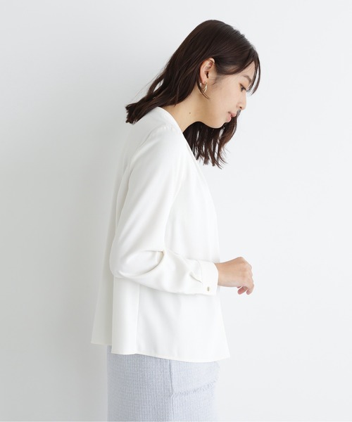 NATURAL BEAUTY BASIC（ナチュラルビューティーベーシック）の「◇フロントタックブラウス（シャツ/ブラウス・レディース・オフホワイト/ラベンダー/グレイッシュベージュ/ライトグリーン・MEDIUM/SMALL）」の9枚目の写真