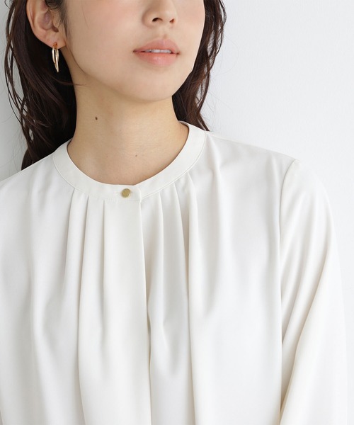 NATURAL BEAUTY BASIC（ナチュラルビューティーベーシック）の「◇フロントタックブラウス（シャツ/ブラウス・レディース・オフホワイト/ラベンダー/グレイッシュベージュ/ライトグリーン・MEDIUM/SMALL）」の11枚目の写真