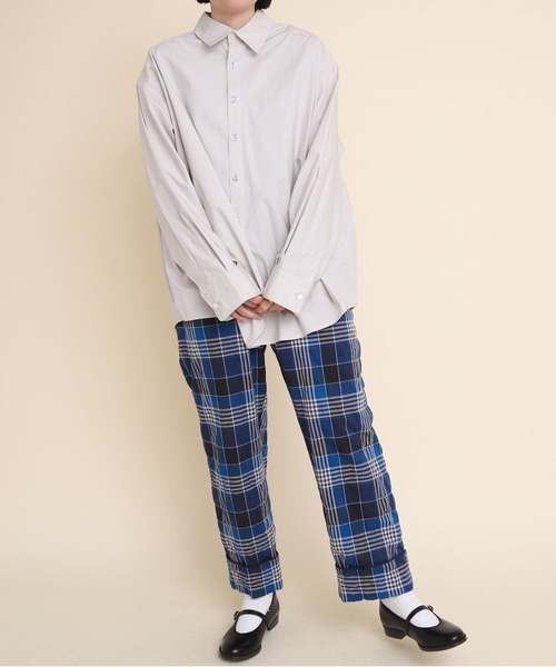 I am I in fact（アイアムアイインファクト）の「数字刺繍 BIG