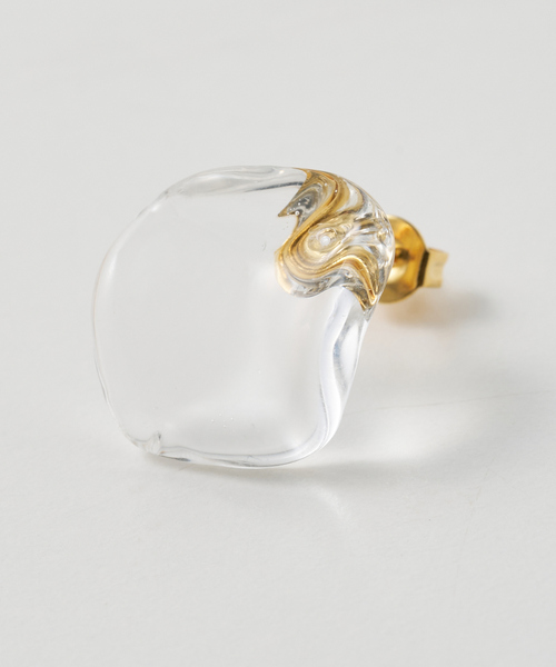 HARIO Lampwork Factory（ハリオランプワークファクトリー）の「【別注】【HARIO Lampwork Factory】ピアス フリル（ピアス（両耳用）・レディース・ブラウン/グレー/クリア・フリー）」の5枚目の写真