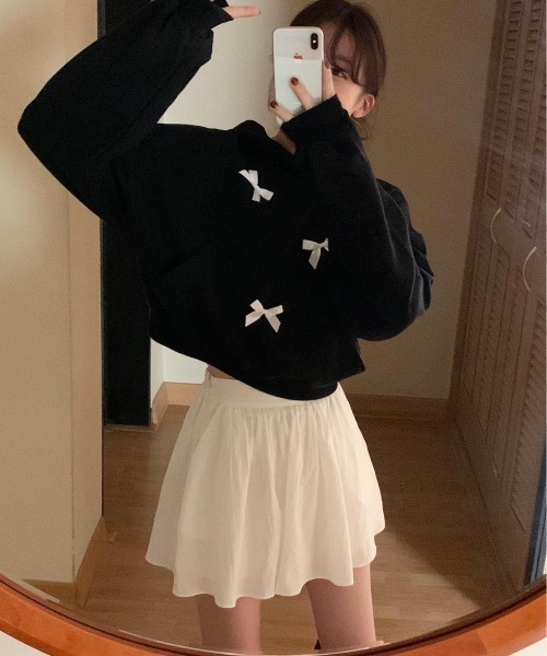 almo(アルモ)の「メニーリボンスエットパーカー(BQ)(パーカー・レディース・ブラック・FREE)」の1枚目の写真