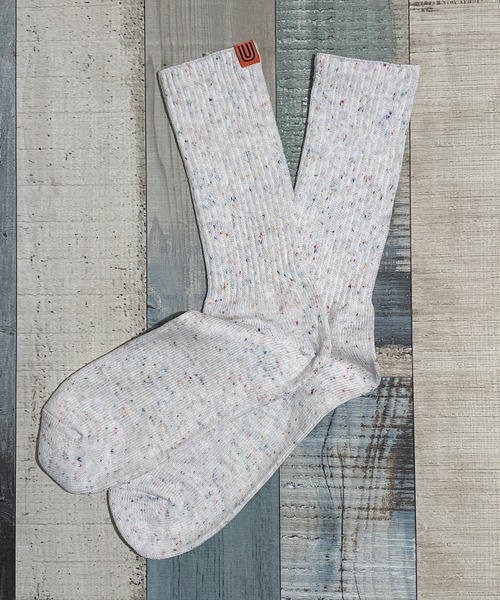 UNIVERSAL OVERALL（ユニバーサルオーバーオール）の「UNIVERSAL OVERALL　ユニバーサルオーバール　メンズクルーソックス（ソックス/靴下・メンズ・グリーン/ホワイト/レッド/グリーン系/パープル/オレンジ/イエロー/オレンジ系1/ネイビー/ベージュ/ブルー/パープル系/ブラック系/レッド系/ブルー系2/グレー/ブラック/ブルー系3/ライム/グレー系1/ブラック系1/ダークネイビー/グリーン系2/ブラック系3/パープル系1/イエロー系1/オレンジ系2/オレンジ系3/ダークブルー/オレンジ系4/ブラック系2/グリーン系1/グリーン系3/ブルー系4/ホワイト系/ホワイト系2/サックスブルー/レッド系1/ネイビー系1・25-27/25-27CM/25～27cm）」の3枚目の写真