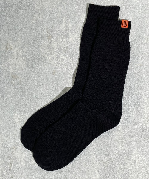 UNIVERSAL OVERALL（ユニバーサルオーバーオール）の「UNIVERSAL OVERALL　ユニバーサルオーバール　メンズクルーソックス（ソックス/靴下・メンズ・グリーン/ホワイト/レッド/グリーン系/パープル/オレンジ/イエロー/オレンジ系1/ネイビー/ベージュ/ブルー/パープル系/ブラック系/レッド系/ブルー系2/グレー/ブラック/ブルー系3/ライム/グレー系1/ブラック系1/ダークネイビー/グリーン系2/ブラック系3/パープル系1/イエロー系1/オレンジ系2/オレンジ系3/ダークブルー/オレンジ系4/ブラック系2/グリーン系1/グリーン系3/ブルー系4/ホワイト系/ホワイト系2/サックスブルー/レッド系1/ネイビー系1・25-27/25-27CM/25～27cm）」の5枚目の写真