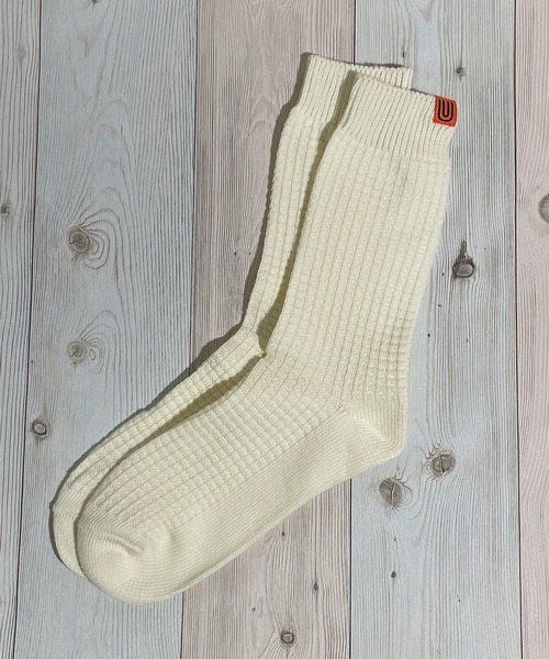 UNIVERSAL OVERALL（ユニバーサルオーバーオール）の「UNIVERSAL OVERALL　ユニバーサルオーバール　メンズクルーソックス（ソックス/靴下・メンズ・グリーン/ホワイト/レッド/グリーン系/パープル/オレンジ/イエロー/オレンジ系1/ネイビー/ベージュ/ブルー/パープル系/ブラック系/レッド系/ブルー系2/グレー/ブラック/ブルー系3/ライム/グレー系1/ブラック系1/ダークネイビー/グリーン系2/ブラック系3/パープル系1/イエロー系1/オレンジ系2/オレンジ系3/ダークブルー/オレンジ系4/ブラック系2/グリーン系1/グリーン系3/ブルー系4/ホワイト系/ホワイト系2/サックスブルー/レッド系1/ネイビー系1・25-27/25-27CM/25～27cm）」の2枚目の写真