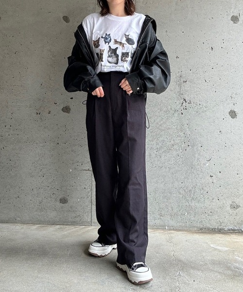 cuorequal（クオレコール）の「猫いっぱいロングＴシャツ（Tシャツ/カットソー・レディース・ホワイト・MEDIUM/LARGE）」の4枚目の写真