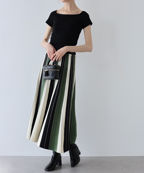 BLUEEAST(ブルーイースト)の「半袖オフショルボーダーTシャツ(Tシャツ/カットソー・レディース・グレー/ブラック/ホワイト系/ブラック系/パープル系・MEDIUM)」の13枚目の写真