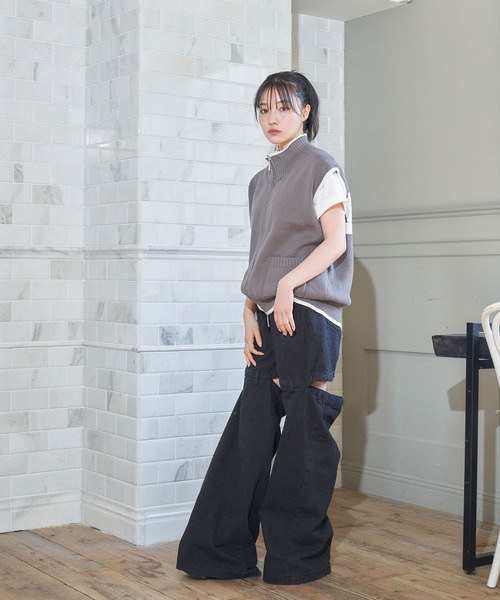 ANDGEEBEE(アンジービー)の「バックロゴジップベスト(ベスト・レディース・アイボリー/チャコールグレー・FREE)」の7枚目の写真