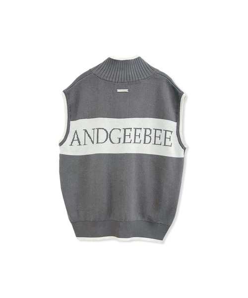ANDGEEBEE(アンジービー)の「バックロゴジップベスト(ベスト・レディース・アイボリー/チャコールグレー・FREE)」の4枚目の写真