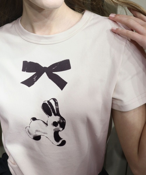 titty＆Co. PETIT（ティティアンドコープティ）の「うさぎリボンTシャツ（Tシャツ/カットソー・レディース・ライトベージュ/チャコールグレー・FREE）」の15枚目の写真