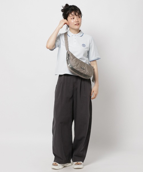 niko and...（ニコアンド）の「ラメラインエンブレムポロシャツ（ポロシャツ・レディース・オフホワイト/ブルー/ブラック・MEDIUM/LARGE）」の14枚目の写真