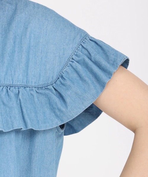 STRAWBERRY-FIELDS(ストロベリーフィールズ)の「ライトデニムフリル STRAWBERRY-FIELDS(ストロベリーフィールズ)の「ライトデニムフリル