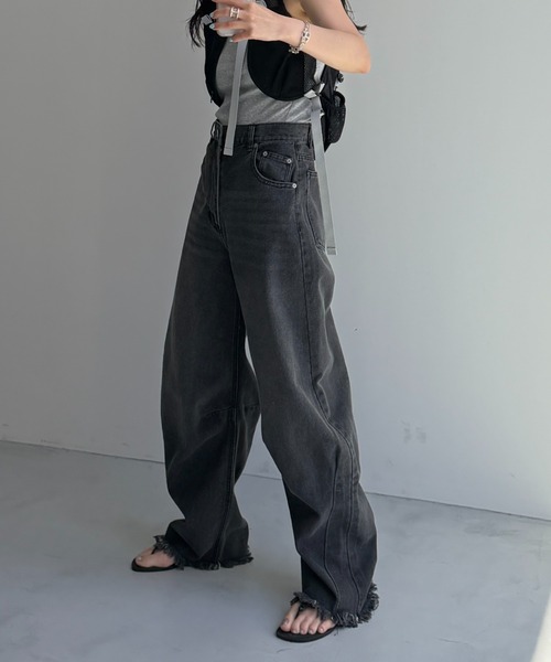wee9s(ウィークス)の「curve denim / カーブデニム(デニムパンツ・レディース・アイボリー/ブラック・M/S)」の8枚目の写真