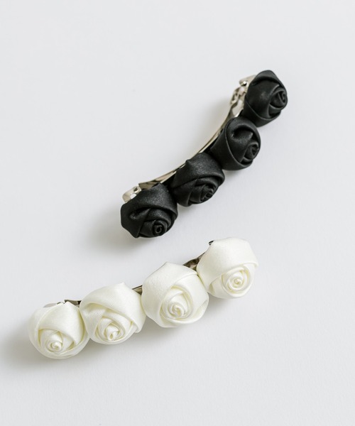 OLIVE des OLIVE（オリーブデオリーブ）の「ローズバレッタ（バレッタ/ヘアクリップ・レディース・ブラック/アイボリー・FREE）」の3枚目の写真