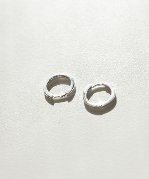 Magine（マージン）の「SV925 FLAT HOOP PIERCE(S) 12mm:シルバー フラットデザイン フープピアス（ピアス（両耳用）・メンズ・シルバー・FREE）」の7枚目の写真
