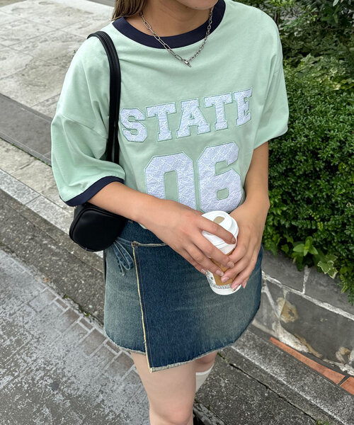 CIAOPANIC（チャオパニック）の「【ユニセックス】レースワッペンカレッジTEE（Tシャツ/カットソー・レディース・アイボリー/ブラック/グリーン・FREE）」の3枚目の写真