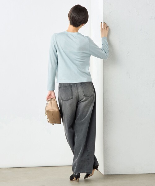 NOLLEY’S Sophi（ノーリーズソフィ）の「《手洗い可能》《アンサンブル対応》ウール混ラメVネックカーディガン（カーディガン/ボレロ・レディース・キャメル/グレー/サックスブルー/サーモンピンク・38/36）」の10枚目の写真