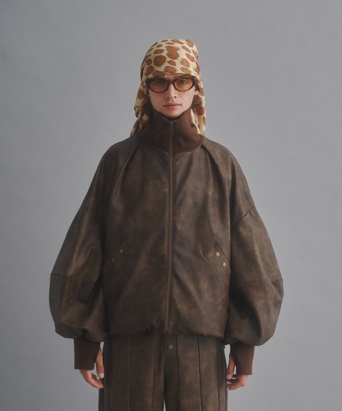 seyto（セイト）の「High neck volume sleeve blouson