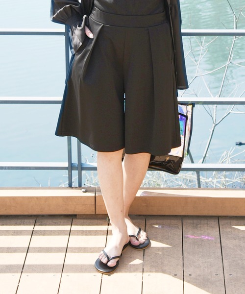 未使用　hiand フレアショートパンツ　ハイアンド ハイアンド フレアショートパンツ hiand