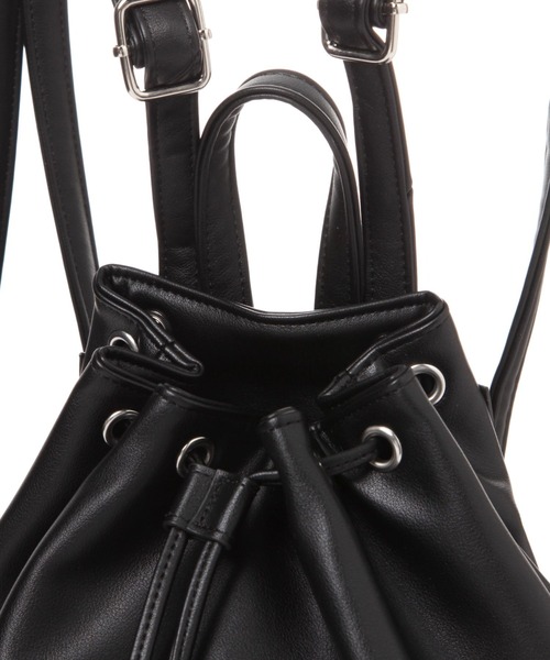 希少・極美品⭐︎GIVENCHY 黒 総レザー ゴールドロゴ 巾着型 ミニリュック SummerSALE開催! 8/9～8/18 10時迄!】GIVENCHY ジバンシー LOVE